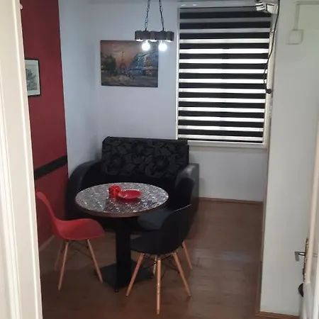 Apartment Lolanola *